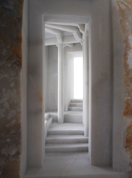 Fascinantes estruturas históricas esculpidas em blocos de mármore